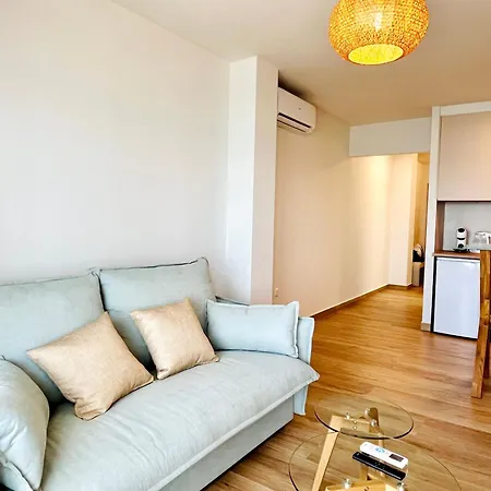 Seaside Haven Apartment